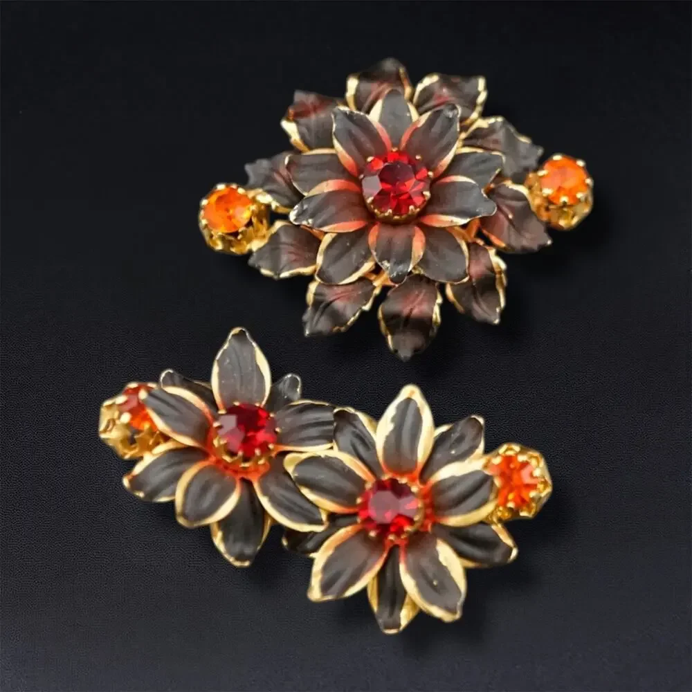 Vintage Floral Rhinestone Brooch & Earrings‎ Set Gold Tone Red Black Austria
